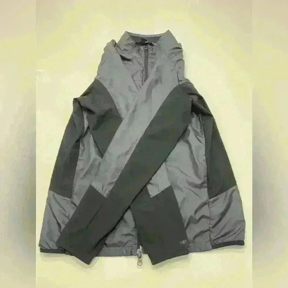Under Armour Zipper Lightweight Jacket - Picture 1 of 6